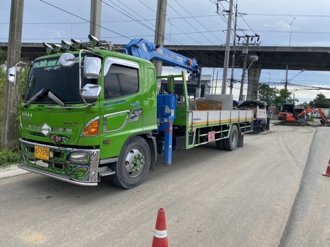 รถเฮี๊ยบยกของกรุงเทพ